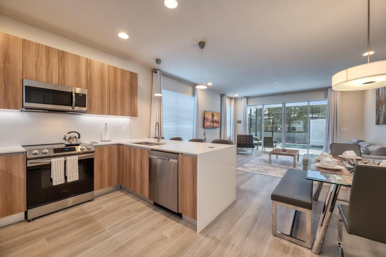 Pleasant Townhome With Private Pool Near Disney Four Corners Екстериор снимка