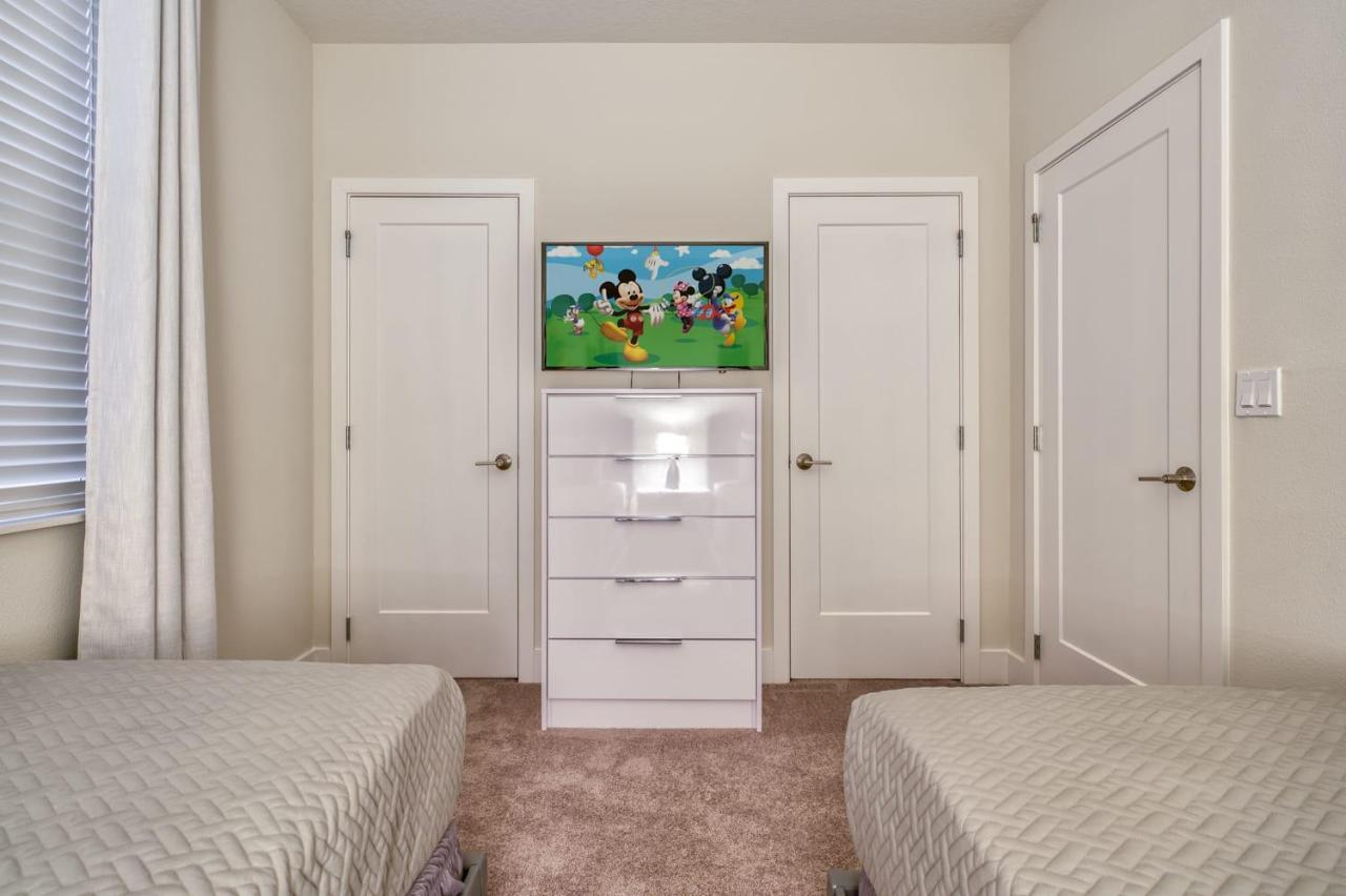 Pleasant Townhome With Private Pool Near Disney Four Corners Екстериор снимка