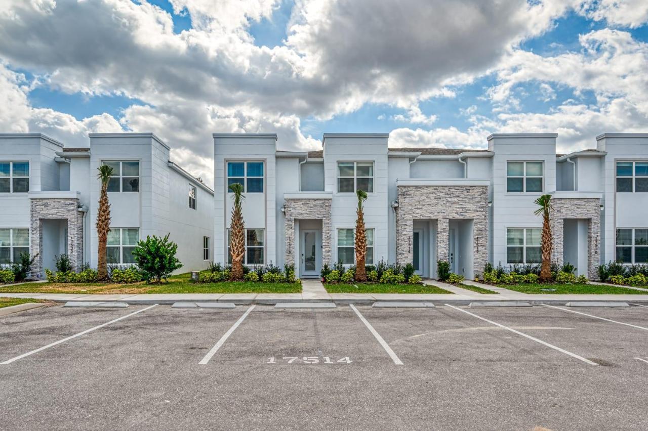 Pleasant Townhome With Private Pool Near Disney Four Corners Екстериор снимка