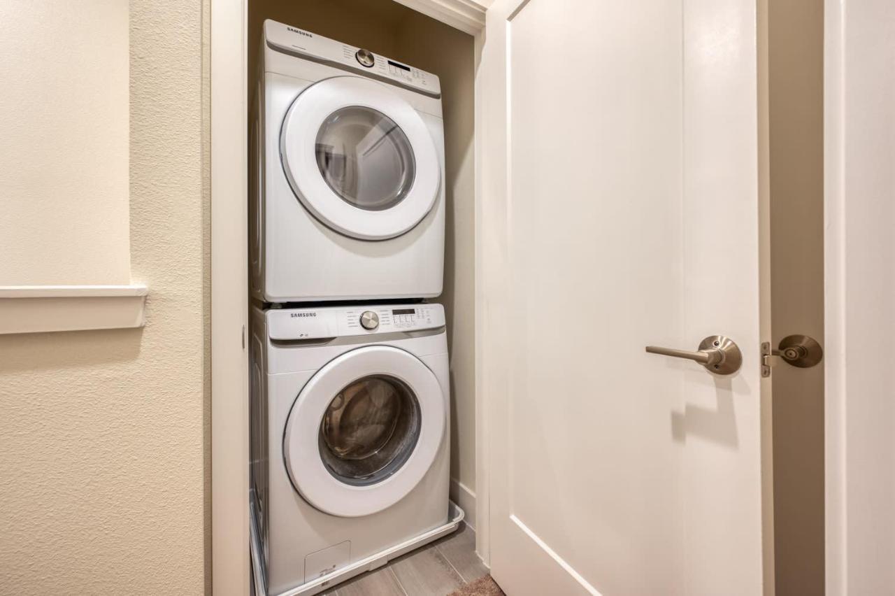 Pleasant Townhome With Private Pool Near Disney Four Corners Екстериор снимка